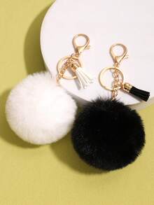 2个黑白仿毛皮绒球流苏钥匙扣，包包挂饰，万圣节配饰，教师节包包挂饰，汽车配饰，朋友姐妹礼物创意 - 黑色+白色 - 查看 3