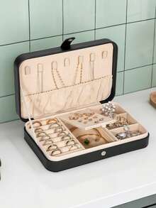 Grande boîte de rangement de bijoux  de luxe à double couche avec un design en couches. Convient aux femmes/filles, elle peut ranger les boucles d'oreilles, les colliers, les bagues et les bracelets. C'est le cadeau parfait pour les mères/épouses/la Saint-Valentin ou pour les camarades de classe et les meilleurs amis pendant la rentrée scolaire.