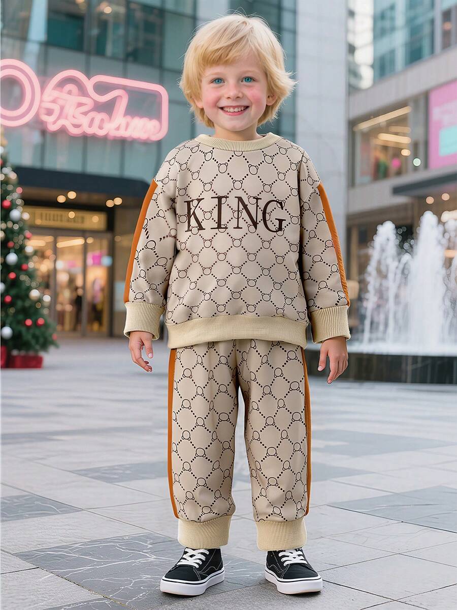 Conjunto de sudadera de cuello redondo de manga larga con estampado de letras y parches + pantalones con estampado de oso y parches para niños pequeños en otoño/invierno - Albaricoque - Ver 1