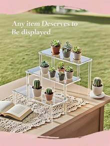 Suport multi-nivel pentru depozitarea cosmeticelor și obiectelor, cu 1 buc., cu configurații cu 5, 4, 3, 2 sau 1 strat, construit din material acrilic transparent. Acest organizator versatil este conceput pentru depozitarea cosmeticelor.