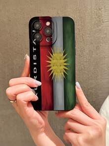Capa para celular com estampa retrô 2D da bandeira curda, elegante e estilosa, ideal para presentear colegas, amigos, familiares, casais, aniversários e outras ocasiões especiais. Capa protetora transparente e macia, compatível com iPhone 16/15/14/13/12/11/Pro/ProMax/X/XR/XS/XSMax/7/8/Plus e modelos. Versão internacional, não a versão nacional. - Preto - Ver 4