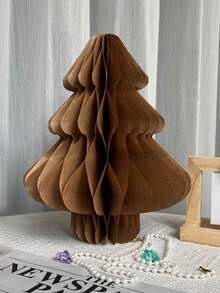 1 pièce Ornement d'arbre en forme de nid d'abeille de 9,9 cm pour le festival de Noël, décoration de Noël, décoration de papier en nid d'abeille pour arbre de Noël, décoration de fête de Noël, décoration de table de Noël, fête du Nouvel An, décoration d'ambiance du festival de Noël, convient pour la décoration de Noël, le salon, la chambre, le bureau, les cadeaux de Noël, les cadeaux de fête (avec une lanière), décoration hivernale de la pièce