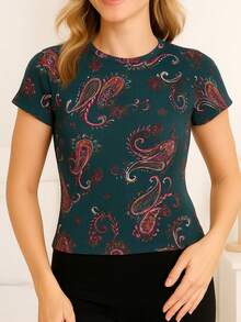 "Crop top paisley mujer boho – camiseta estampada paisley estilo retro, top bohemio psicodélico, crop top estampado cachemira ideal para moda boho chic y looks coloridos" - Verde Oscuro - Ver 9