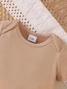 3件套新生儿婴儿连脚连体衣+围兜，可爱休闲小熊图案设计，秋冬季 - 彩色 - 查看 8