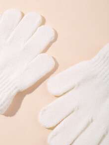 6 Pairs Cute And Warm Gloves, Suitable For Girls, Boys And Babies. Fashionable Five- Gloves That Can Be Hand-Washed. Suitable For Daily Wear. It's Very Warm Outside. A Mysterious Gift Prepared For A Family Gathering
