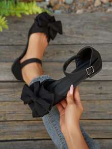 黑色蝴蝶结镂空平底乐福鞋，方头优雅时尚镂空平底一脚蹬鞋，百搭休闲办公女鞋，四季皆宜