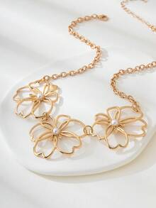 1 件夸张时尚大花朵不对称空心花瓣仿珍珠雄蕊重叠设计吊坠项链，适合女士，适合日常佩戴和派对，是送给女友、家人、朋友、姐妹的绝佳礼物 - 金色 - 查看 3