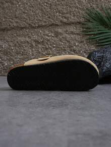 New Fashion Women Mule Shoes, Versatile, Minimalist, Casual, Comfortable, Easy Slip-On Design, Available In Plus Sizes, Ideal For Slouchy Wearers