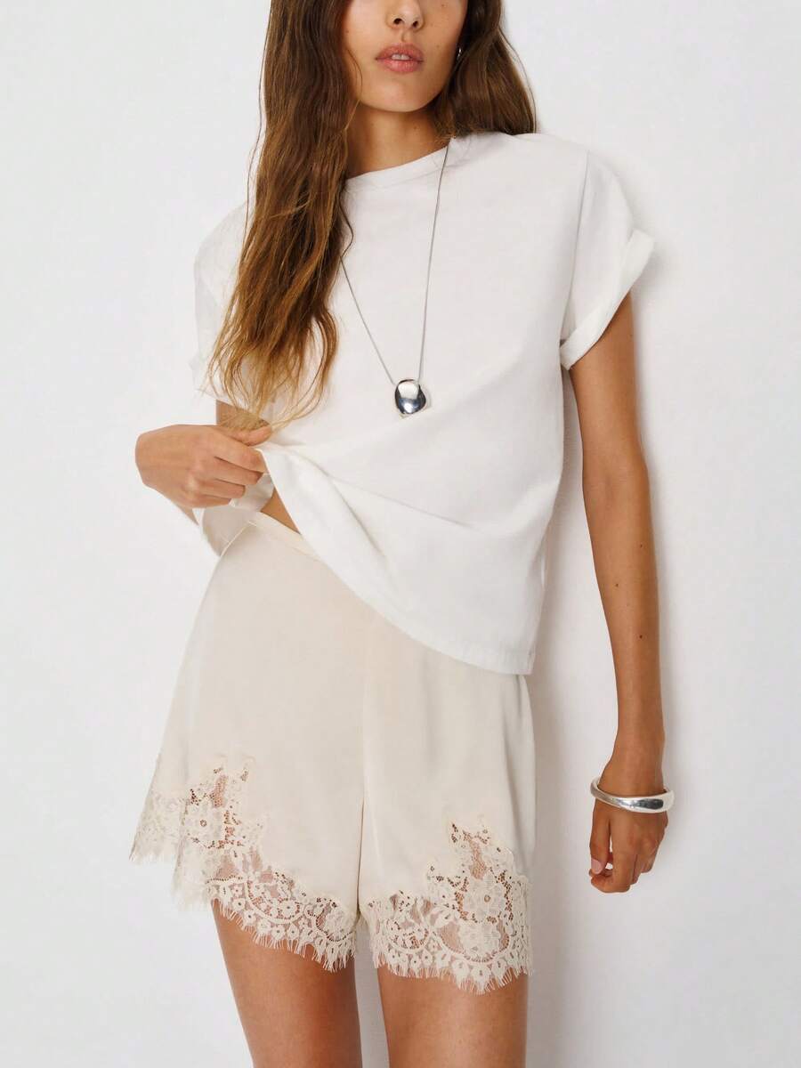 Women Satin Lace Shorts Silk Boxers Shorts Y2k Lace Trim Micro Shorts Cute Knickers Low Rise Mini Pajama Shorts Lounge Slip Sleep Shorts Pj Bottoms Casual Streetwear Outwear - trắng - Xem 1