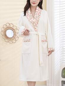 1pc Women's Floral Lace Trim Hooded Robe, Cute & Versatile - White Lace Bathrobe - View 9