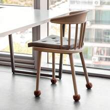 Fundas para patas de silla y taburete con apertura cruzada estilo tenis, almohadillas silenciosas antideslizantes y antidesplazamiento para proteger las patas de sillas de comedor