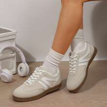 Women Sneaker Colorblock Patchwork Upper Design - Màu be - Xem 3