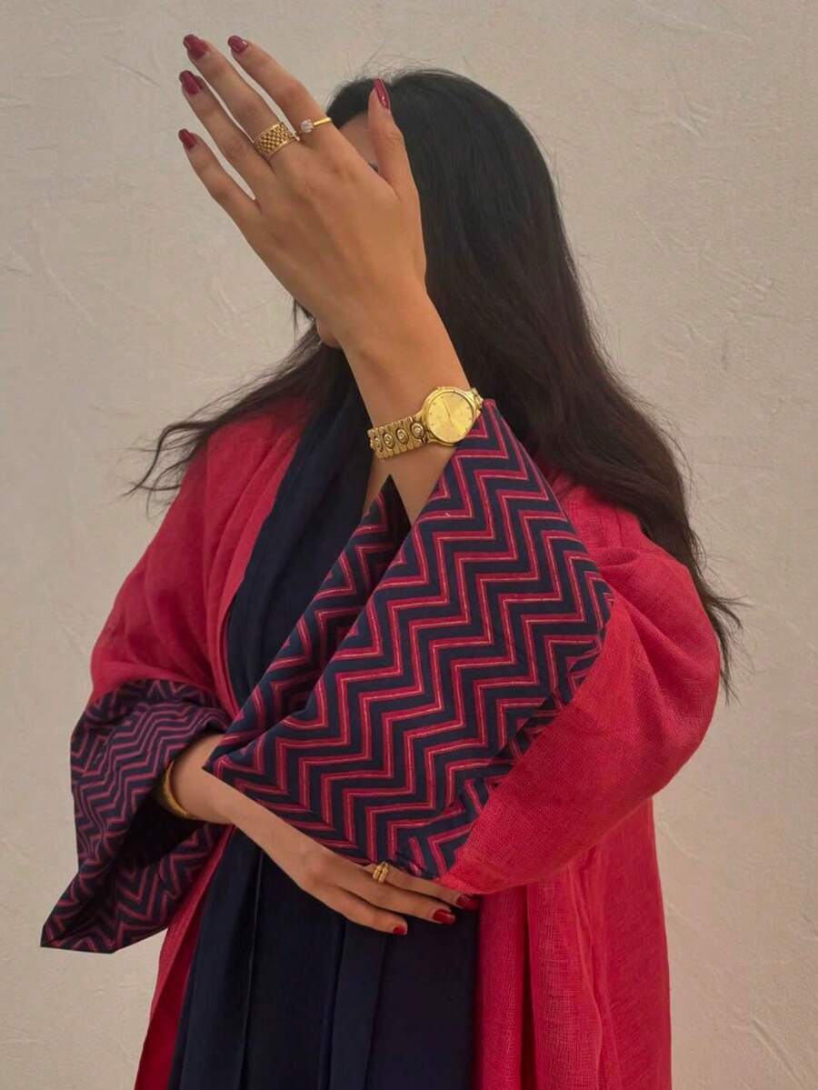 1pc Women's Elegant Classic Long Dress, Solid Color Wavy Pattern Design. Fashionable Graceful Maxi Cardigan Suitable For All Seasons And Cultural Events, Can Be Worn Casually Or As Formal Attire. Ideal For Various Gatherings, Festivals And Travels. Spring - Hot Pink - View 1