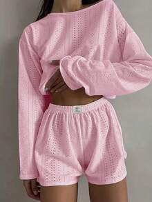 2件套女士舒适半镂空圆领长袖上衣和侧开衩短裤家居服套装，秋冬服装