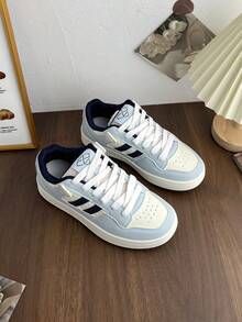 1 Pair Women's Non-Slip, Durable, Lightweight, Fashionable Casual White Sneakers, Outdoor Lace-Up Patchwork Flat Shoes For Indoor & Outdoor Wear