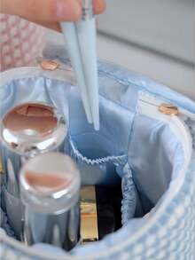 1 Pink Velvet Material Cosmetic Bag Travel Portable Storage Bag, Women's Cosmetic Bag Lipstick Bag, Travel Cosmetic Bag Storage Bag, Polka Dot Pattern Large Capacity Cosmetic Storage Bag, Toiletry Bag Large Capacity Velvet Storage Bag