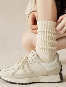 1 Pair Cream Colored Ribbed Slouch Socks For Women, Soft Cozy Vintage Ruffled Ankle Socks, Casual Daily Wear Comfortable Knit Socks