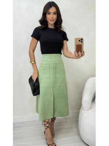 WOMEN'S SUEDE SKIRT WITH ZIPPER AND POCKET. STYLE AND ELEGANCE. - Water Green - View 2