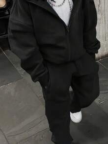 Conjunto de sudadera con capucha y pantalón de chándal con estampado de unicolor de estilo callejero de moda para hombres