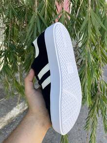 Women's Suede Lace-Up Sneakers - Lightweight And Comfortable - 黑色 - 查看 3