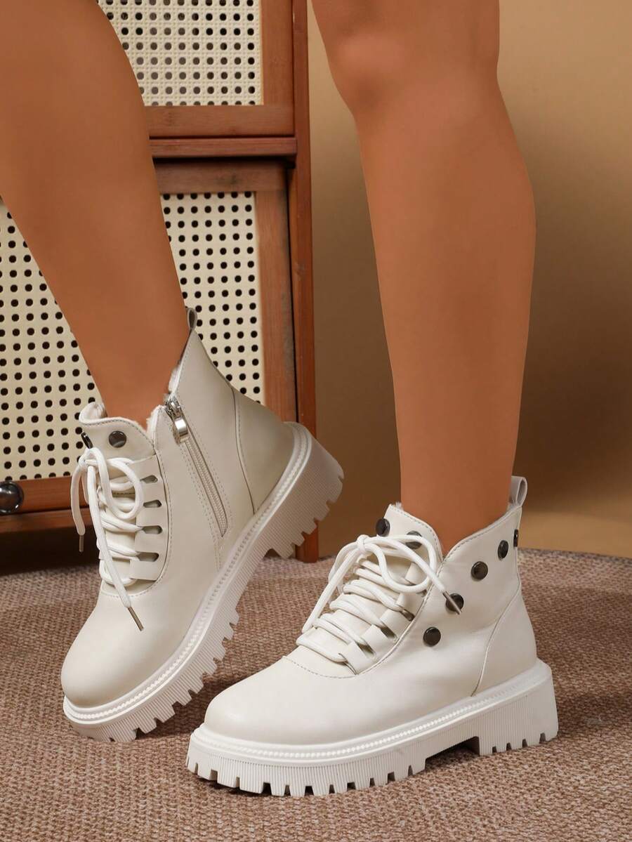 1 Pair Lace-Up Snow Boots For Women, Thermal Lined Thick Soft Sole Motorcycle Boots, British Style Winter Boots - Beige - View 1