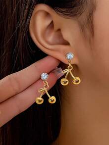1 par de pendientes de oro con colgante de cereza de circonita y acero inoxidable, joyería elegante y linda para mujeres, adecuada como regalo de San Valentín para la novia