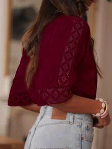 女士优雅纯色镂空梭织花卉装饰 T 恤，花园休闲装，春夏 - 酒紅色 - 查看 6