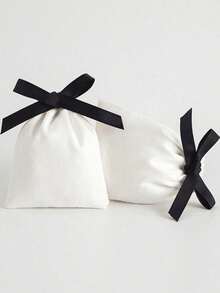 6个白色天鹅绒束口袋，配黑色丝带，8*10厘米，适用于派对、珠宝、圣诞节、情人节等场合。 - 彩色 - 查看 7