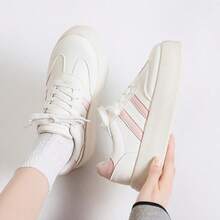 纯色女式复古德式运动鞋白色软底运动鞋，适合阿巴雅，女式白色鞋子，透气舒适步行鞋，厚底鞋，经典复古设计，适合日常穿着，女式运动鞋，沙特国庆节女式运动鞋，舒适女鞋 - 白粉 - 查看 6