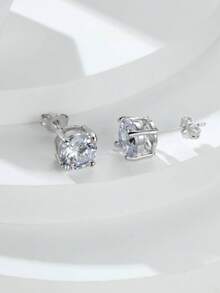 Vanel 簡約時尚四爪式圓形立方氧化鋯耳釘，極簡女士飾品（銅質耳針相對較軟，但彎曲的耳針可以拉直） - 銀色 - 查看 3