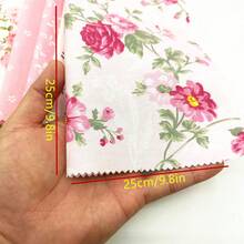 22片/套粉色花卉布料方块，25*25厘米/9.8*9.8英寸，预裁拼布片，适用于DIY缝纫、工艺品、包装、抱枕、绗缝。鲜艳的花卉印花，仅可手洗，DIY拼布和缝纫，节日礼物之选 - 彩色 - 查看 3