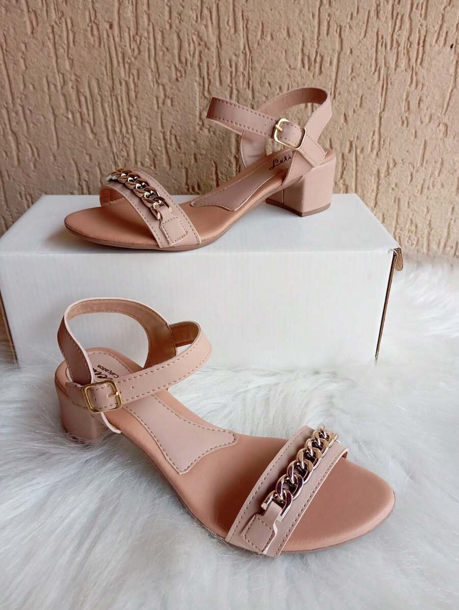 Elegant Women's Sandal With 4cm Block Heel And Chain Detail - 米色 - 查看 1