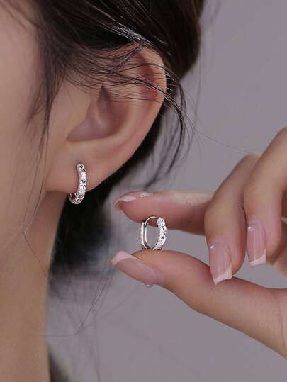 1 Pair Of Elegant Star Sky Earrings Shiny Small Diameter Ring Earrings, Suitable For Everyday Wear, Perfect Christmas Gift, Everyday Earrings