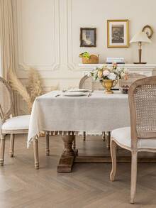 1pc Elegant Cream-Colored Linen Tassel Tablecloth, Rectangular European Style Coffee Table/Bedside Cabinet Cloth, Washable, Suitable For Farmhouse, Kitchen, Dining Table, Dinner, Family Gathering, Buffet, Wedding, Hotel Decor, Daily Home Decor, Thanksgiving Party Decoration