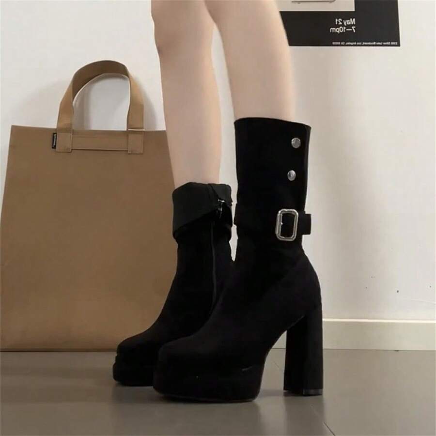 Botas femininas de cano médio - Preto - Ver 1