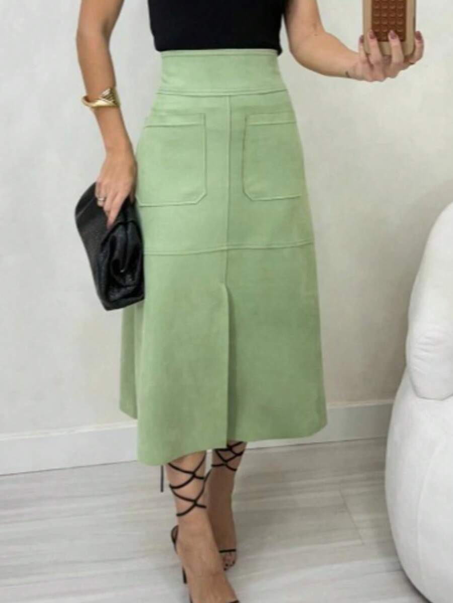 WOMEN'S SUEDE SKIRT WITH ZIPPER AND POCKET. STYLE AND ELEGANCE. - Water Green - View 1