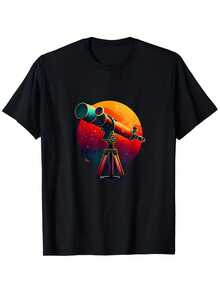 Camiseta gráfica negra para mujer Explore the Universe - Cuello redondo de algodón de 180 g y manga corta con un vibrante diseño espacial y un telescopio colorido - Camiseta con estampado astronómico suave y elegante, ideal para observadores de estrellas y entusiastas cósmicos - Negro - Ver 2