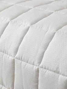 1pc Solid Color Plush Sofa Cover - Modern Non-Slip Warm Sofa Protector, Black Edged Bottom Sofa Cushion, Fits Single To Four-Seater Sofa - Machine Washable Polyester Home Decor