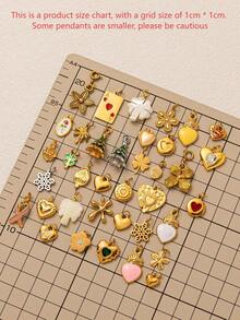 1 Piece Of Fashionable Hot Selling Poker Card Heart-Shaped Flower Love Clover Life Tree Rose Snowflake Christmas Tree Stainless Steel Pendant, Stainless Steel Plated With 18K Gold, DIY Jewelry Accessories, DIY Necklace Accessories, Bracelet Accessories, Keychain Accessories, Easy To Match, Suitable For Daily Leisure Festivals As An Exquisite DIY Pendant To Wear. - Multicolor - View 2