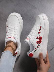 Damen Lässig Outdoor Weiche Sohle Rutschfeste Mode Vielseitige Flache Laufschuhe