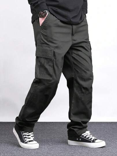 1件青少年男童休闲直筒裤，带侧袋，黑色，适合春、夏、秋、冬四季穿着。