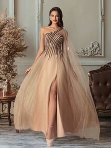 Vestido de Festa de Gala de Champanhe Transparente com Ombro Único, com Corpete Justo Listrado com Contas e Capa - Vestido de Baile Formal com Fenda Alta, Adequado para Ocasiões de Luxo - Caqui - Visão 6