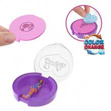 Mattel Barbie Mini Barbie Land Fashionistas Dockor, 3,8 cm Mini Dockor i sminkkompakt, Överraskningsavslöjande (Stilar kan variera), JFY13 - Multifärgad - Visa 3