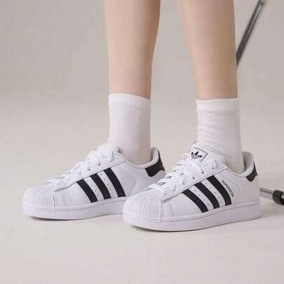 Adidas Originals 2026新款男女通用经典白色贝壳头休闲运动鞋，低帮Superstar II运动鞋 IH8659