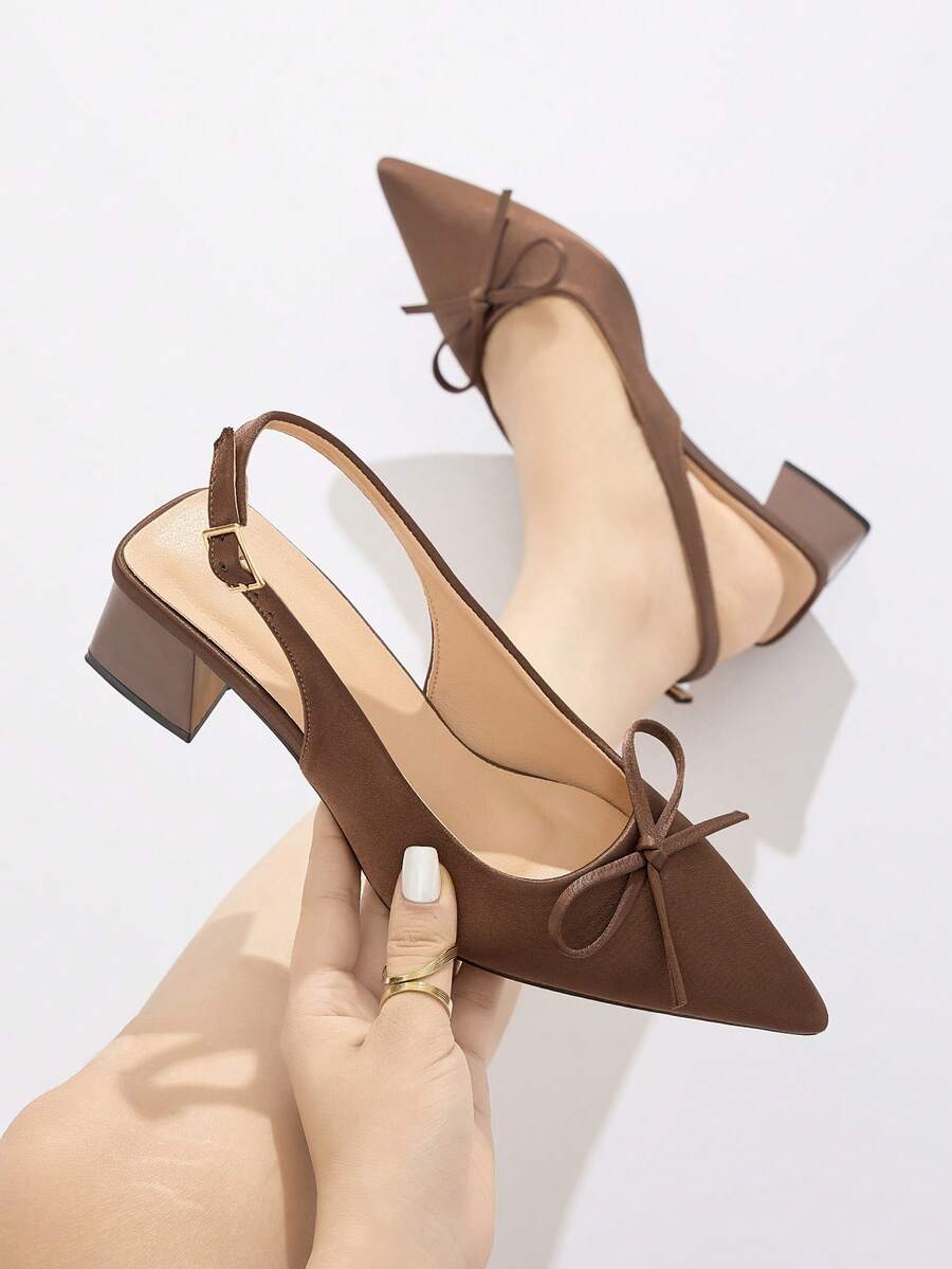 女士尖头露跟高跟鞋，带蝴蝶结装饰，舒适的粗跟正装鞋，适合优雅的日常通勤、派对、正式场合，适合秋冬季，咖啡棕色缎面，优雅