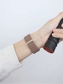 1Pc Men Women Magnetic Watch Band Compatible With Apple Watch Band Compatible With Apple Watch 42mm 38mm 40mm 41mm 44mm 45mm 46mm 49mm Fashion Smart Watch Replacement Watch Strap For Series Ultra2 Ultra SE2 SE 11 10 9 8 7 6 5 4 3 2 1