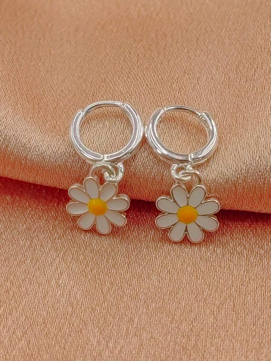 1 Pair Of Simple And Sweet Mori Style Flower Dangle Earrings For Daily Wear - Antique Silver - View 1