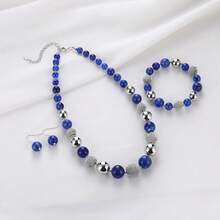 Women Pendant Necklaces