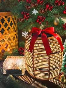 1pc IP65 Waterproof Bohemian Style Solar Lantern, Handwoven Solar Lamp, Hanging/Stake Solar Light, Balcony Outdoor Solar Light, Garden Decor Outdoor Lamp, Suitable For Patio, Terrace, Porch, Tree, Lawn, Path Decor, Christmas Decoration