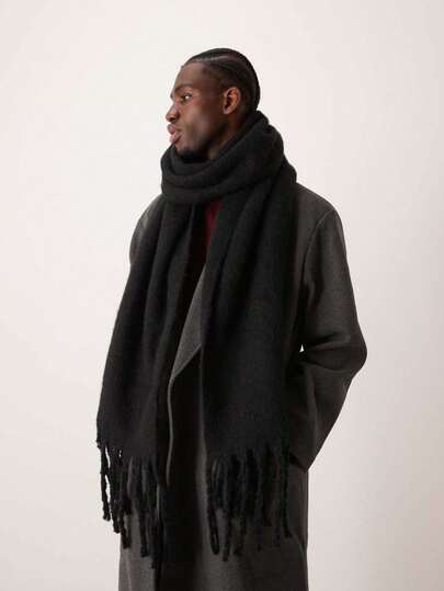 1pc Men's Solid Color Thick Warm Scarf, Fashionable Tassel Design Versatile Shawl, Suitable For Daily Warmth And Outfits, Autumn/Winter Season